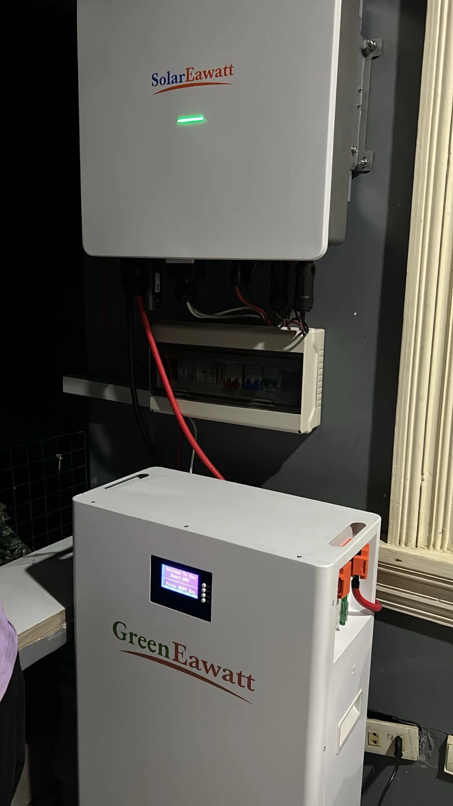 SolarEawatt SIC inverter + Eawatt lithum battery case